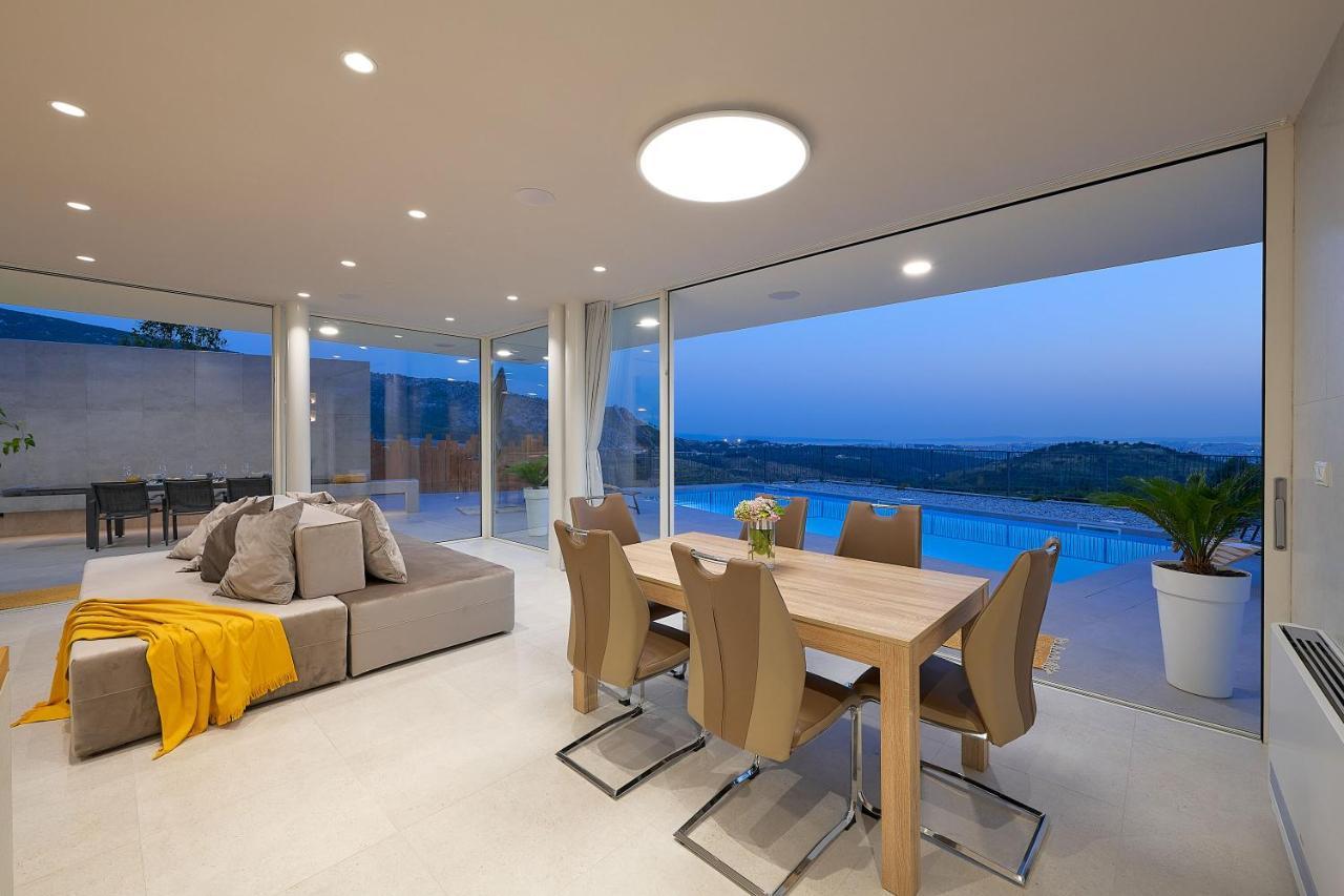 Design Villa Clavis-Brand New Villa With A View Klis Ngoại thất bức ảnh